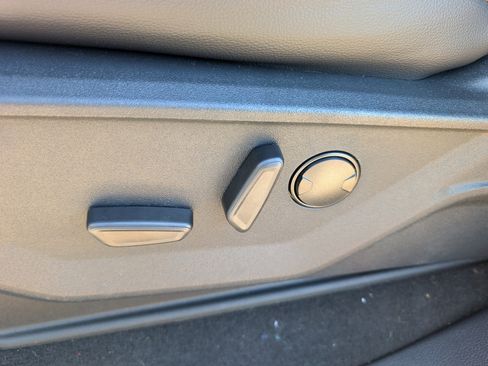 New 2026 Ford F350 Lariat w/ Chrome Package image 26