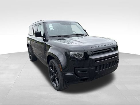 New 2025 Land Rover Defender 130 X-Dynamic SE image 5
