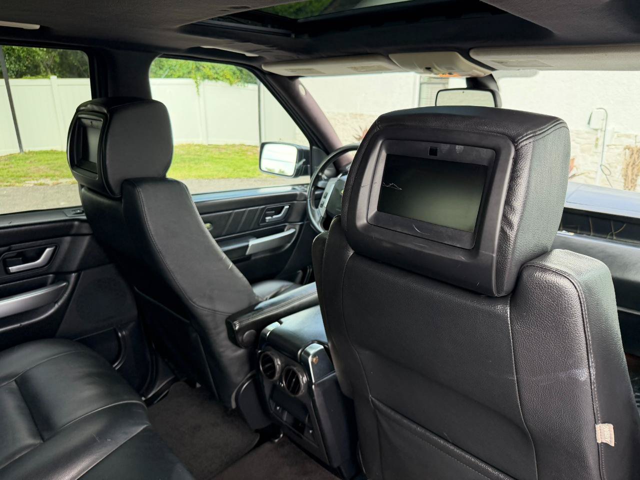 Used 2009 Land Rover Range Rover Sport HSE AWD/4WD image 42