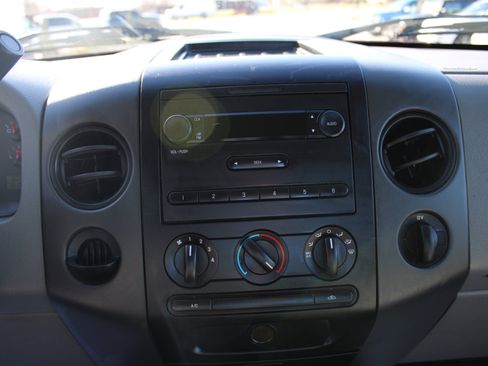 Used 2007 Ford F150 STX image 17