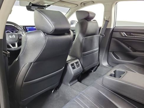 Used 2019 Honda Accord EX-L image 11