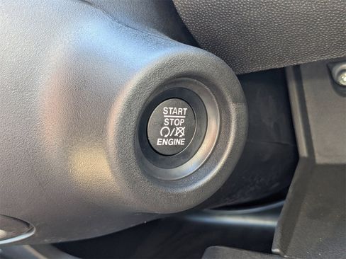 Used 2025 RAM ProMaster 3500 w/ Quick Order Package 22G SLT image 31