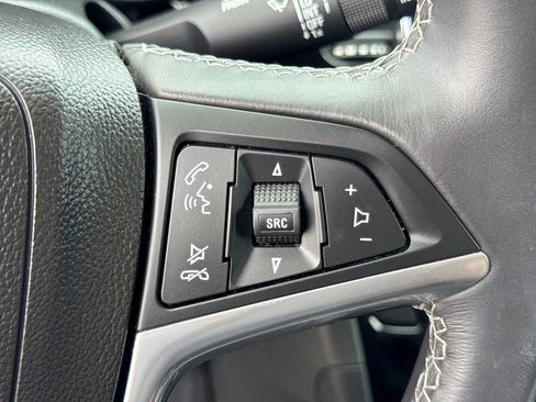 Used 2020 Buick Encore Preferred w/ Safety Package FWD image 23