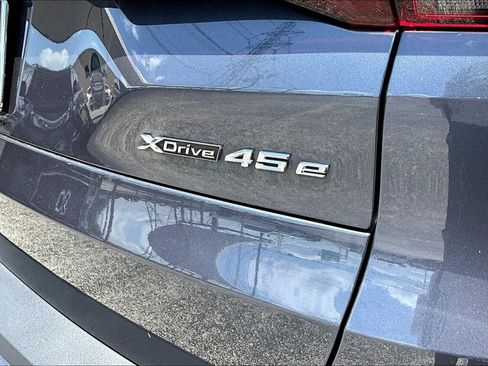 Used 2022 BMW X5 xDrive45e w/ Climate Comfort Package image 42