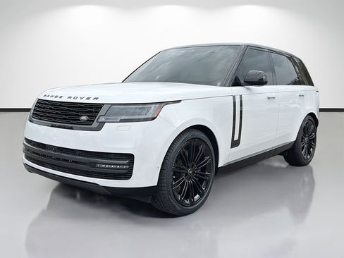 Used 2024 Land Rover Range Rover SE image 5