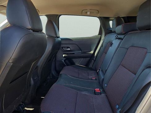 Used 2025 Nissan Kicks SR FWD image 19