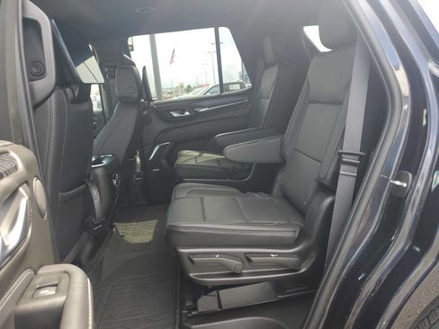 Used 2023 GMC Yukon Denali w/ Advanced Technology Package AWD/4WD image 22