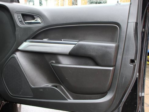 Used 2021 Chevrolet Colorado LT w/ Fleet Safety Package RWD image 44