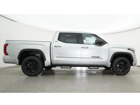 New 2026 Toyota Tundra SR5 AWD/4WD image 27