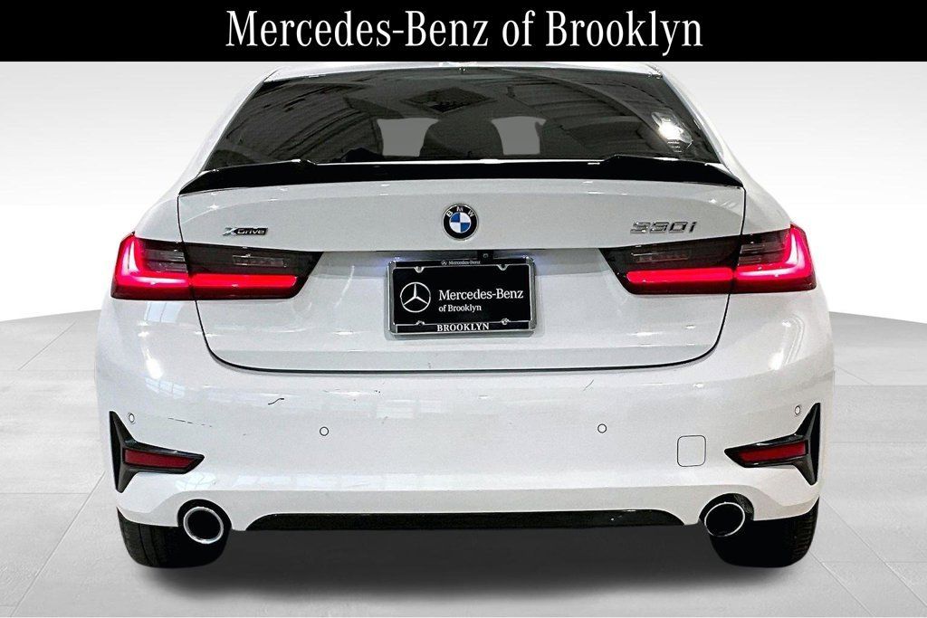 Used 2021 BMW 330i xDrive Sedan w/ Convenience Package AWD/4WD image 4