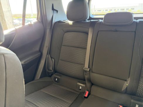 Used 2025 Chevrolet Equinox LT image 38