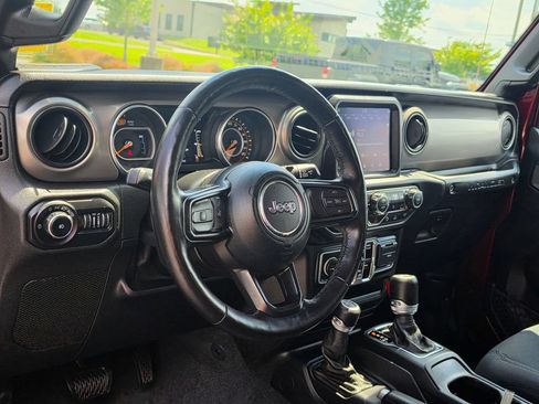 Used 2021 Jeep Wrangler Unlimited Sport AWD/4WD image 11