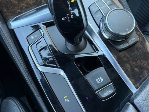 Used 2019 BMW 540i xDrive 540i xDrive w/ M Sport Package image 40