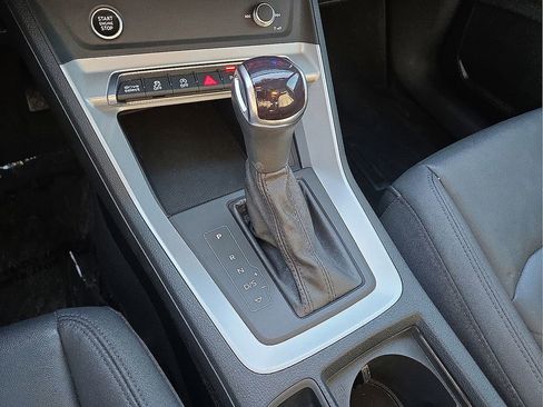 Used 2023 Audi Q3 2.0T Premium image 32