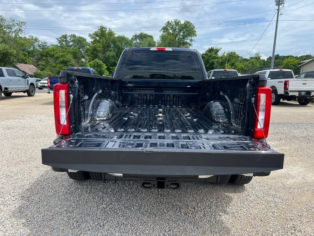 Used 2024 Ford F350 XL AWD/4WD image 17