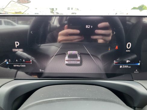 New 2026 Nissan Sentra SV w/ SV Convenience Package FWD image 11