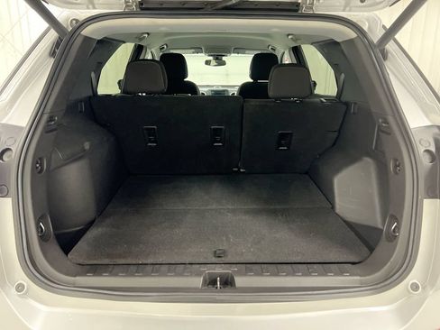 Used 2021 Chevrolet Equinox LT FWD image 23
