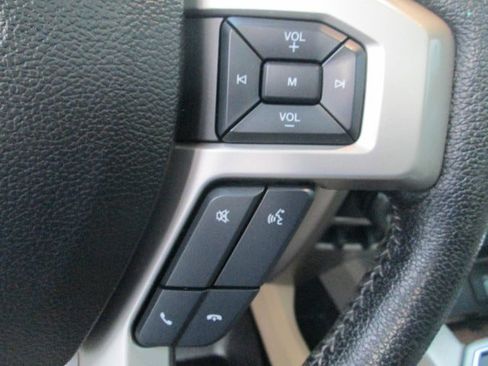 Used 2016 Ford F150 Lariat w/ Equipment Group 502A Luxury image 26