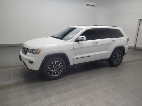Used 2021 Jeep Grand Cherokee Limited AWD/4WD image 2
