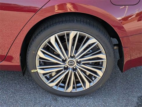 New 2025 Nissan Altima 2.5 SL image 10