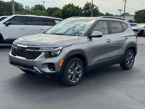 Certified 2024 Kia Seltos S AWD/4WD image 7