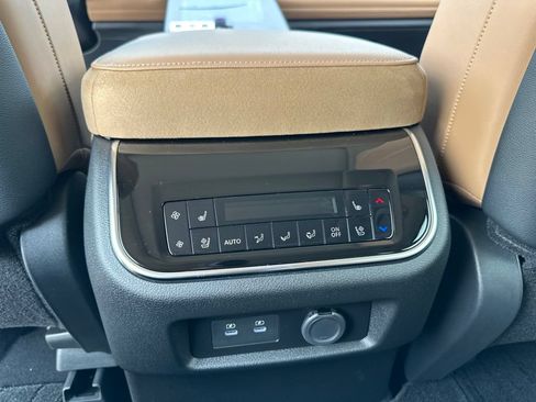 New 2027 INFINITI QX80 Luxe AWD/4WD image 34
