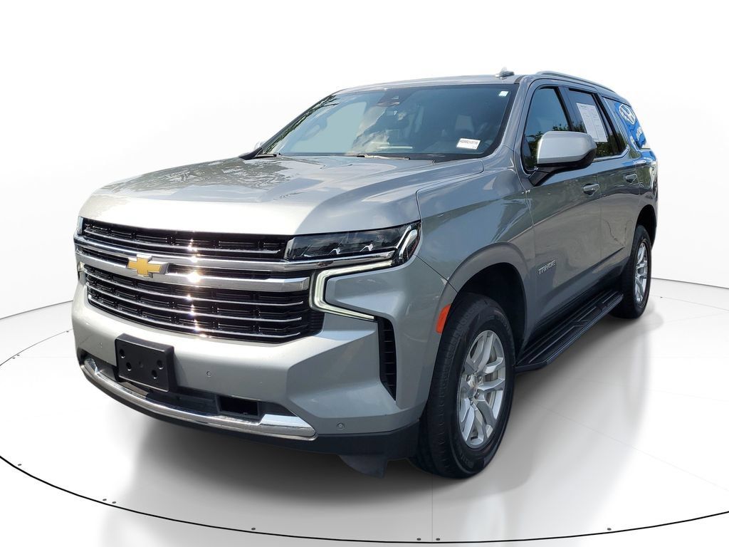 Used 2024 Chevrolet Tahoe LT RWD image 3