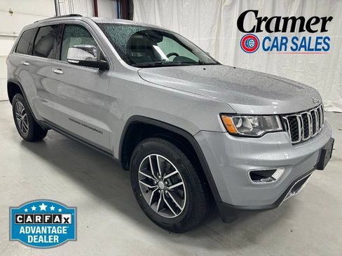 Used 2018 Jeep Grand Cherokee Limited AWD/4WD image 1
