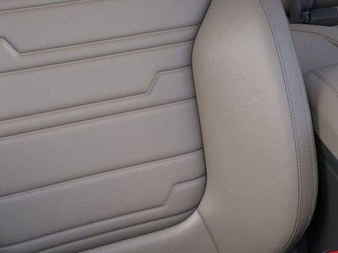 New 2026 Ford Ranger Lariat RWD image 16
