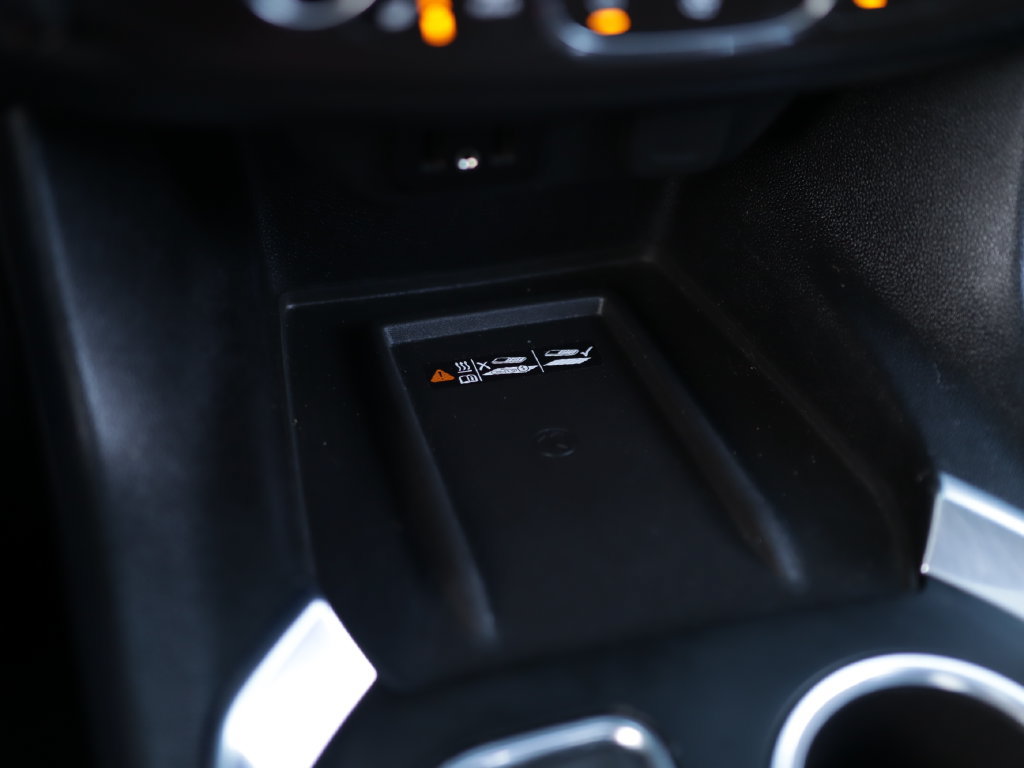 Used 2018 Chevrolet Traverse Premier w/ Redline Edition FWD image 18