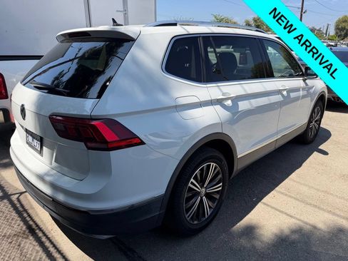 Used 2019 Volkswagen Tiguan SEL FWD image 3