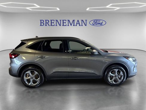 Certified 2025 Ford Escape ST-Line AWD/4WD image 5