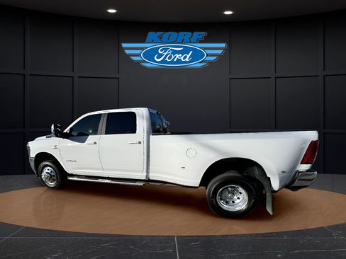 Used 2025 RAM 3500 Laramie image 2