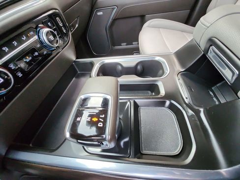 Used 2023 GMC Sierra 1500 SLT w/ SLT Premium Package image 20