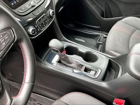 Used 2024 Chevrolet Equinox RS image 15