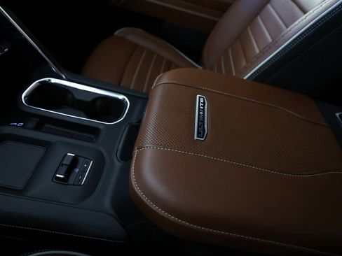 Used 2024 GMC Sierra 2500 Denali Ultimate image 42