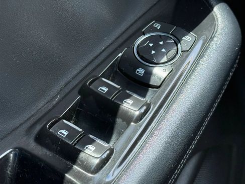 Used 2018 Ford Edge SEL w/ Equipment Group 201A FWD image 23