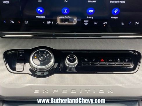 Used 2025 Ford Expedition Max Active AWD/4WD image 34