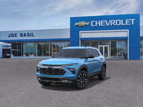 New 2026 Chevrolet TrailBlazer ACTIV w/ Driver Confidence Package AWD/4WD image 8
