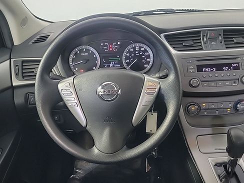 Used 2014 Nissan Sentra SV FWD image 19