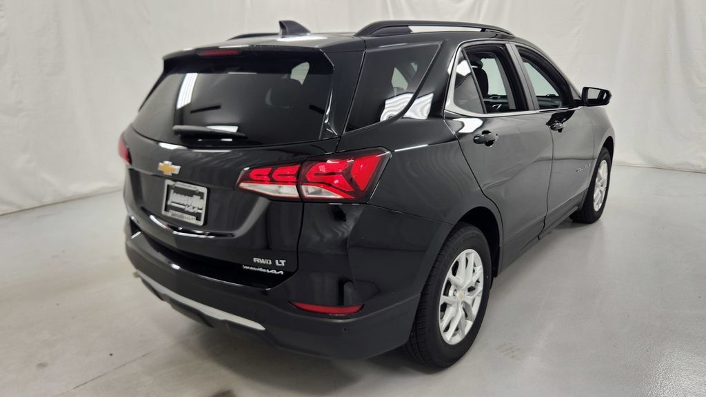 Used 2022 Chevrolet Equinox LT AWD/4WD image 3