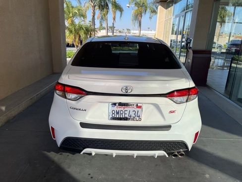Used 2020 Toyota Corolla SE image 20