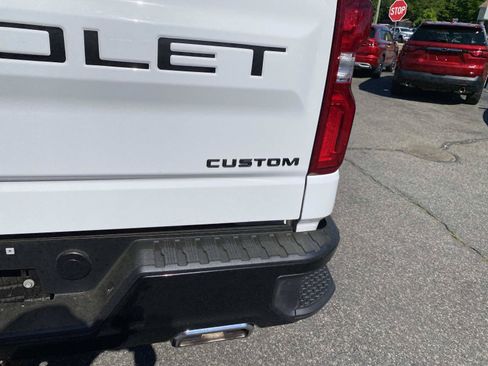 Used 2020 Chevrolet Silverado 1500 Custom Trail Boss w/ Custom Convenience Package AWD/4WD image 4