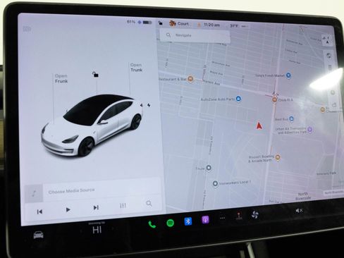 Used 2020 Tesla Model 3 Standard Range Plus image 22