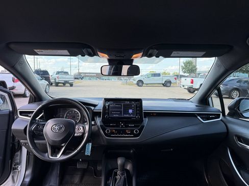 Used 2021 Toyota Corolla SE FWD image 19