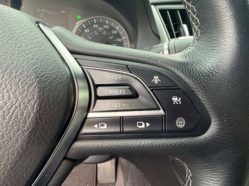 Used 2022 INFINITI Q60 3.0t Luxe w/ Essential Package image 22