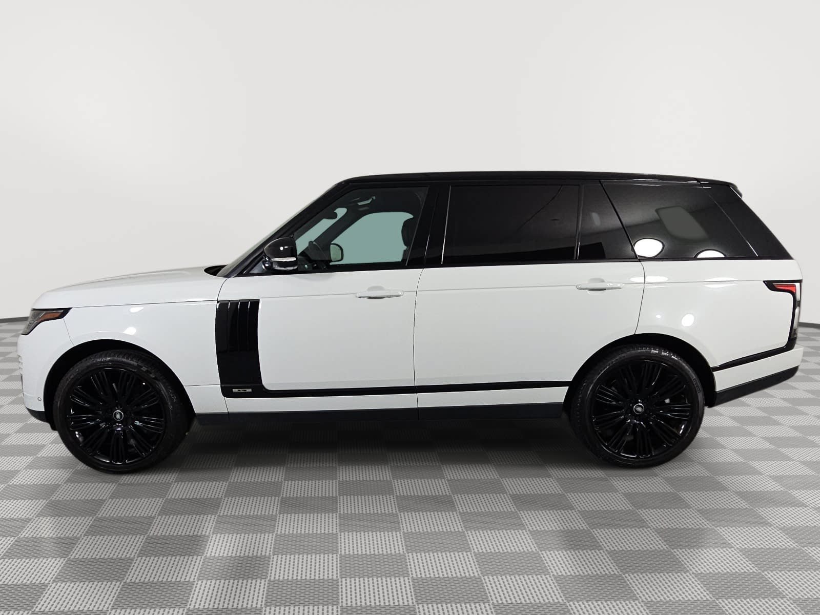 Used 2019 Land Rover Range Rover Long Wheelbase Supercharged AWD/4WD image 5