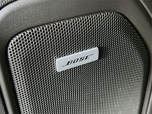 Used 2021 Chevrolet Silverado 1500 LT Trail Boss w/ Convenience Package II image 32