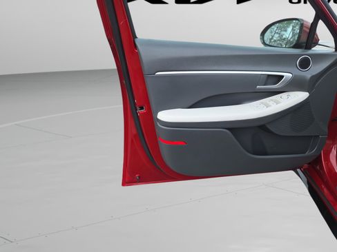 Used 2025 Hyundai Sonata SEL image 28