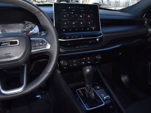 Used 2024 Jeep Compass Latitude w/ Altitude Special Edition image 26